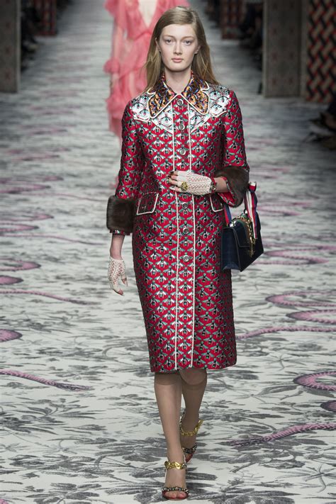 gucci latest wear dresses